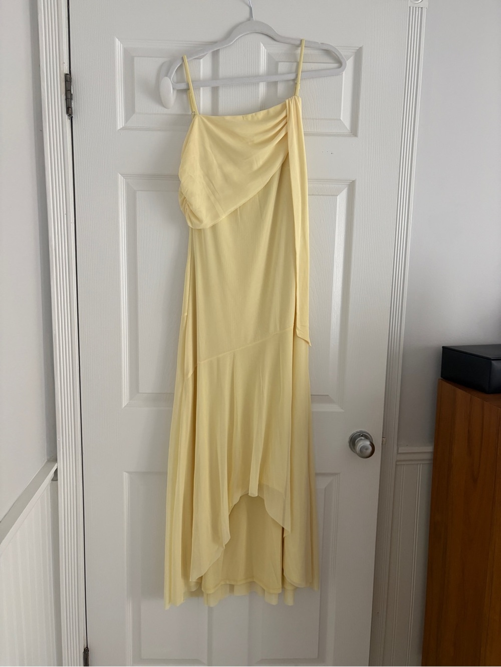 Butter Yellow Maxi Dress 🧈Billy J Lucy Maxi Dress size M / Aus 10